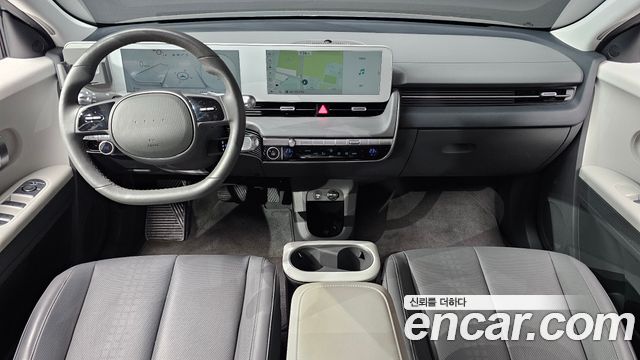 Hyundai IONIQ 5 — interior