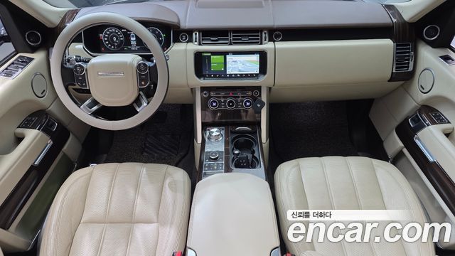 Land Rover Range Rover — interior
