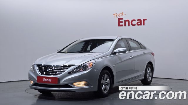 Hyundai Sonata — exterior