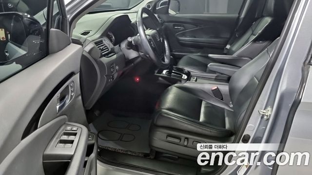 Honda Pilot — interior