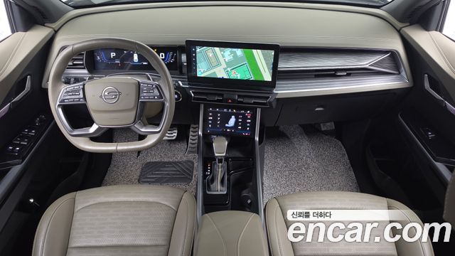 KG Mobility Torres — interior