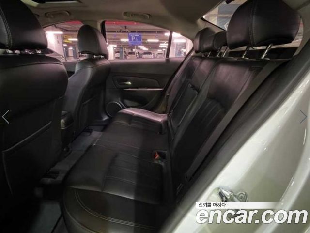 Chevrolet Korea Cruze — interior