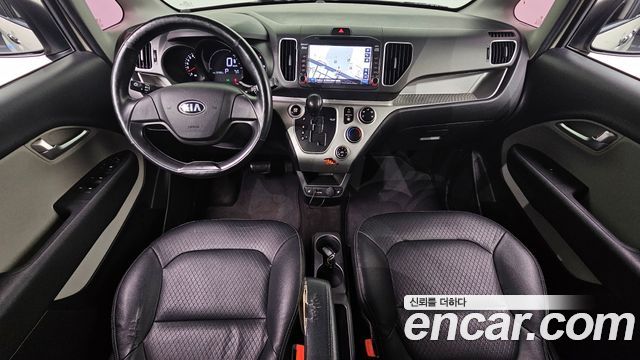 Kia Ray — interior