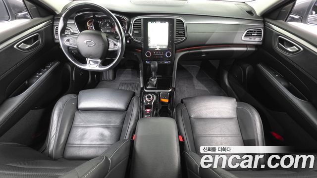 Renault Korea SM6 — interior