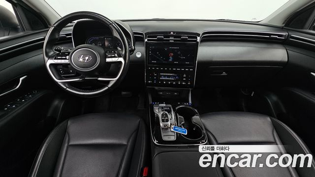 Hyundai Tucson — interior