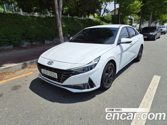 Hyundai Avante — exterior