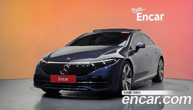 Mercedes-Benz EQS — exterior
