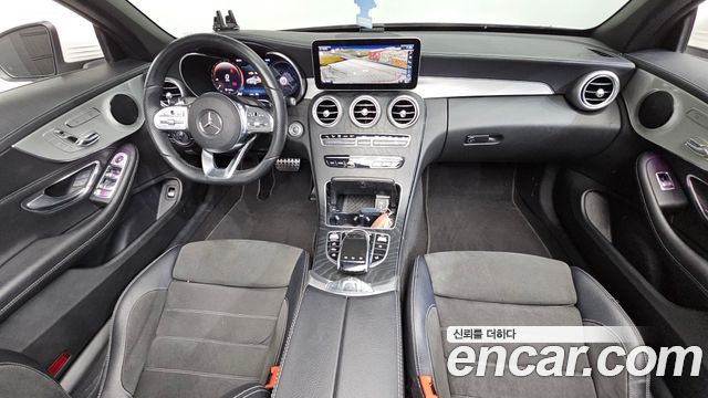 Mercedes-Benz C-Class — interior