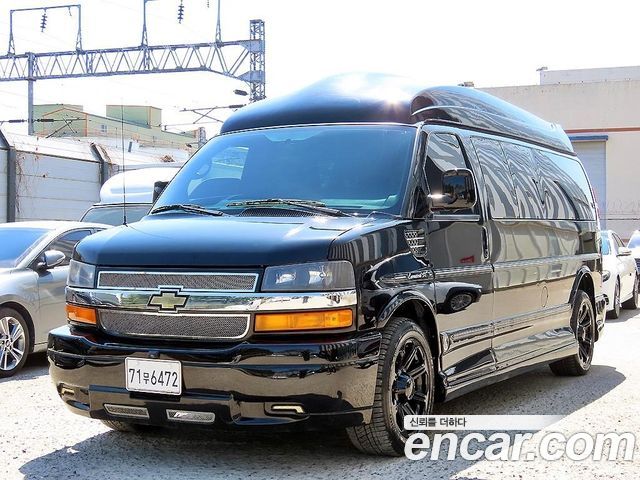 Chevrolet Express Van — exterior