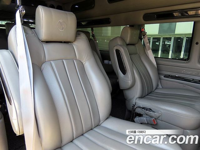 Chevrolet Express Van — interior