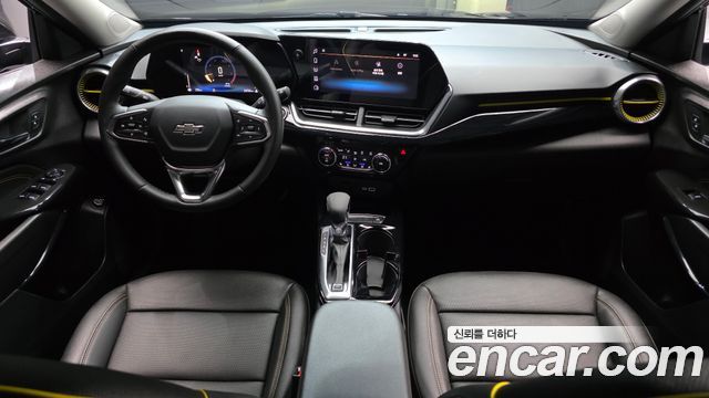 Chevrolet Korea Trax — interior
