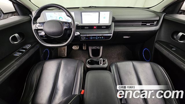 Hyundai IONIQ 5 — interior