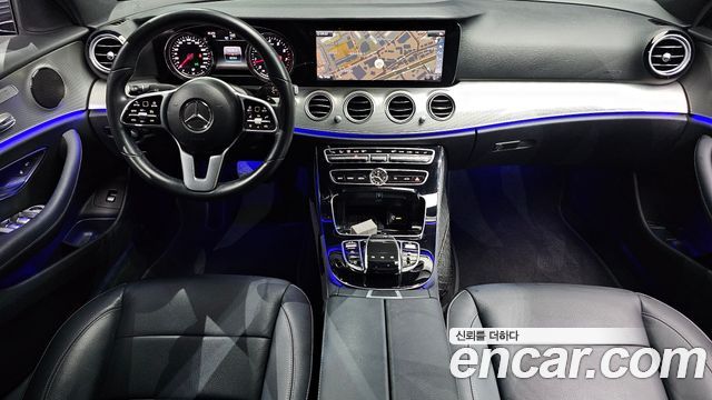 Mercedes-Benz E-Class — interior