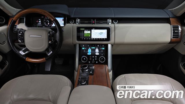 Land Rover Range Rover — interior