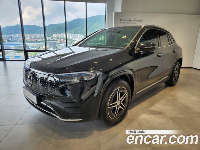 Mercedes-Benz EQA — exterior