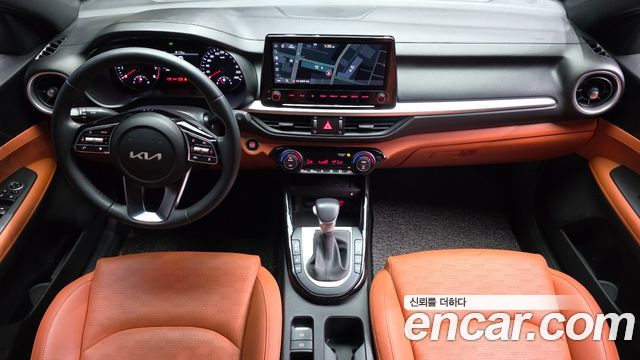 Kia K3 — interior