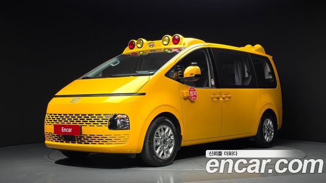 Hyundai Staria — exterior