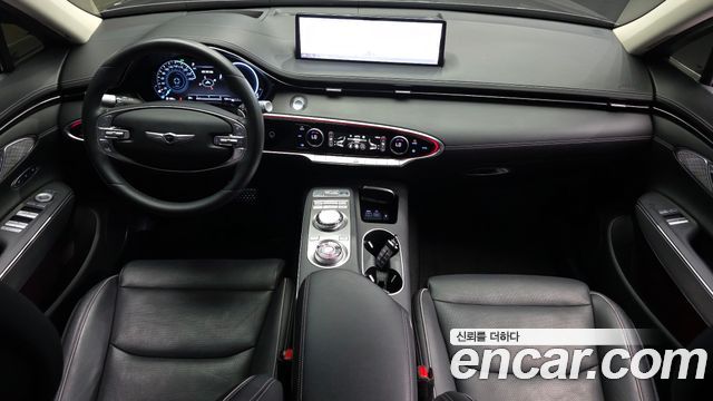Genesis GV70 — interior