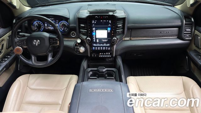 Dodge Ram Pickup — interior