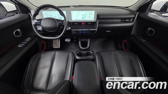 Hyundai IONIQ 5 — interior