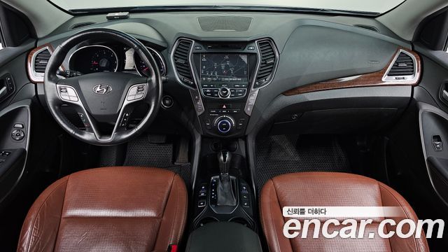 Hyundai Maxcruz — interior