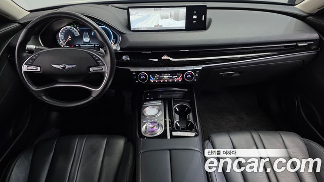 Genesis G80 — interior