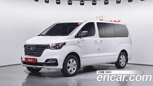 Hyundai Starex — exterior