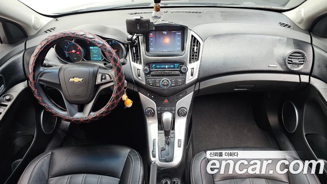 Chevrolet Korea Cruze — interior