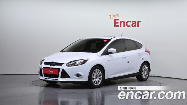 Ford Focus — exterior