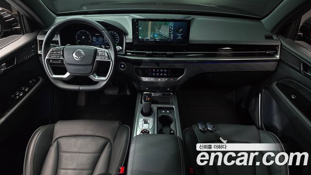 KG Mobility Rexton — interior