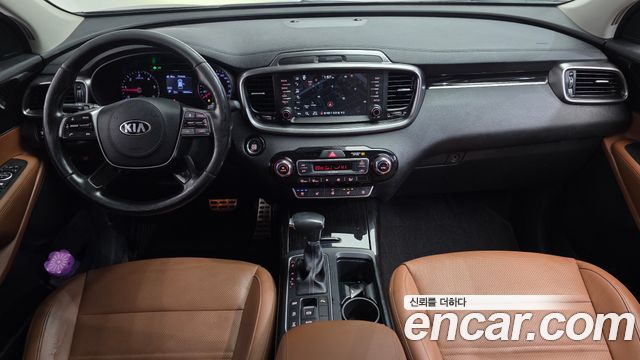 Kia Sorento — interior