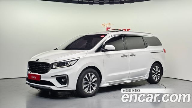 Kia Carnival — exterior