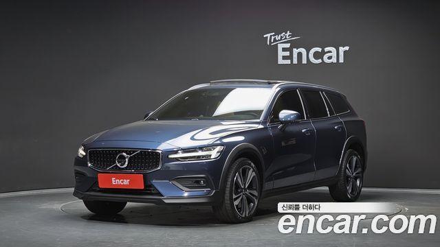Volvo V60 — exterior
