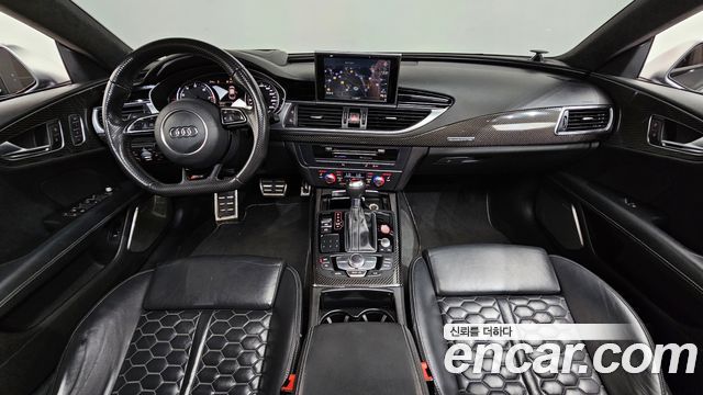 Audi RS7 — interior