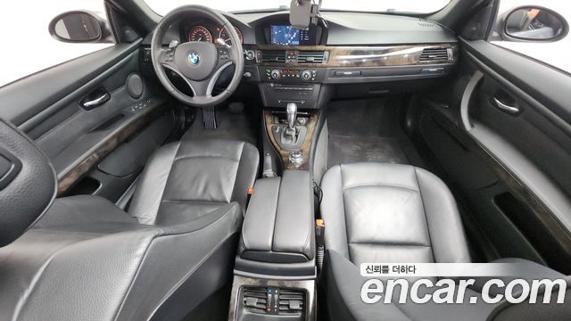 BMW 3 Series — interior