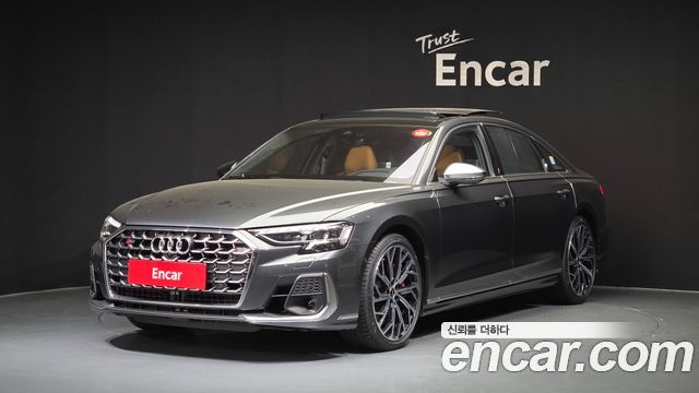 Audi S8 — exterior