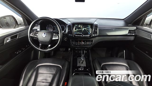 KG Mobility Rexton — interior