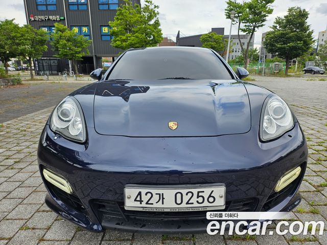 Porsche Panamera — exterior