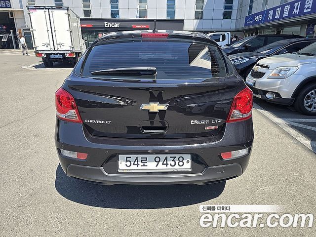 Chevrolet Korea Cruze — interior