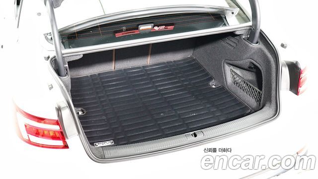 Audi A4 — interior
