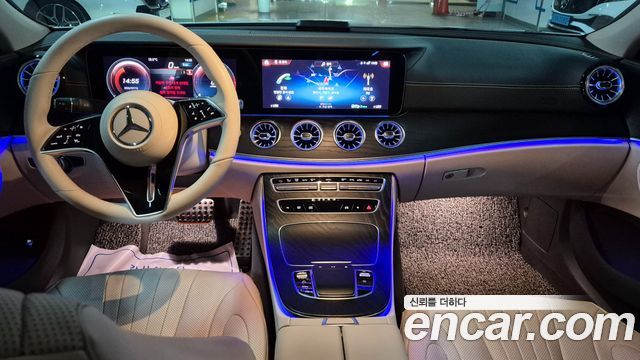 Mercedes-Benz CLS-Class — interior