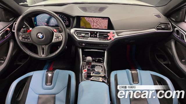 BMW M4 — interior