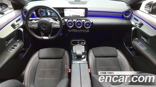 Mercedes-Benz CLA-Class — interior