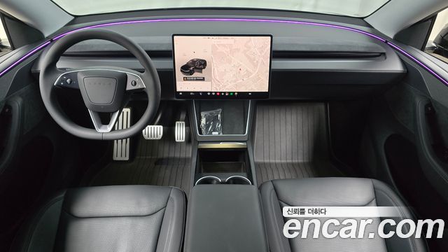 Tesla Model Y — interior