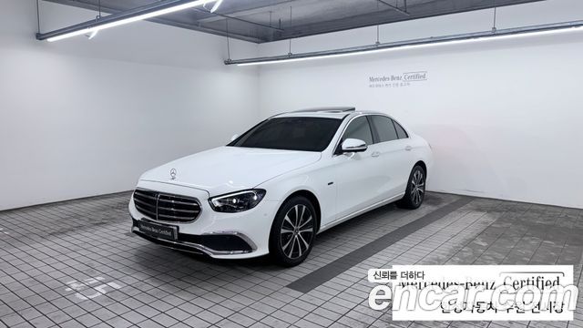 Mercedes-Benz E-Class — exterior