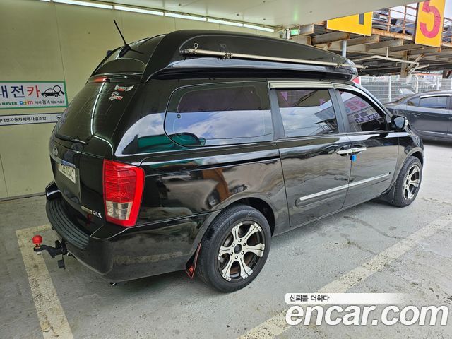 Kia Carnival — interior
