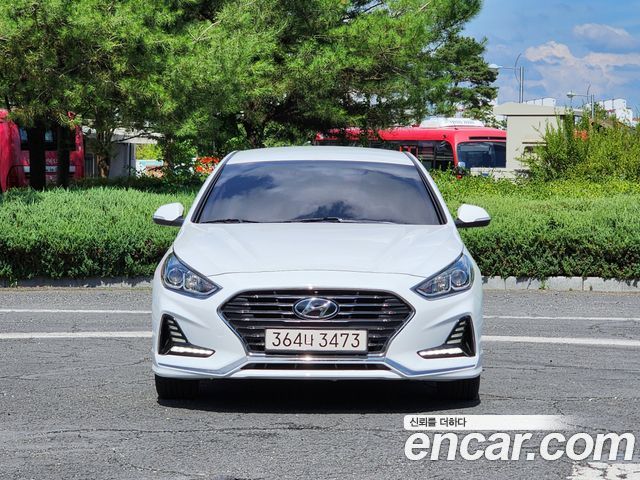 Hyundai Sonata — exterior