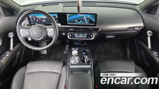 Genesis GV60 — interior