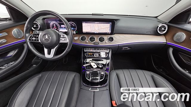 Mercedes-Benz E-Class — interior
