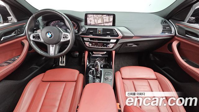 BMW X4 — interior